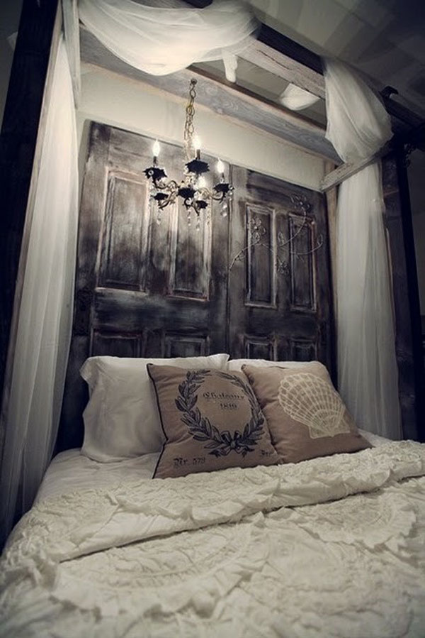 هد بورد در اتاق خواب (دیوار بالای تخت)